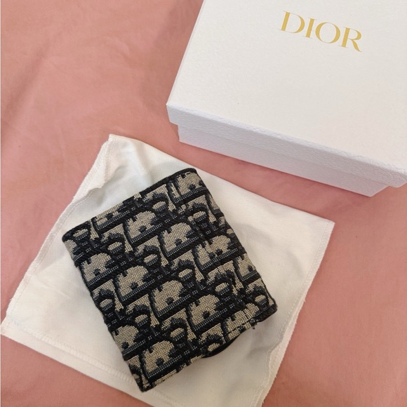 Dior Saddle Lotus Wallet in Blue Dior Oblique Jacquard Canvas Print - Picture 3 of 12
